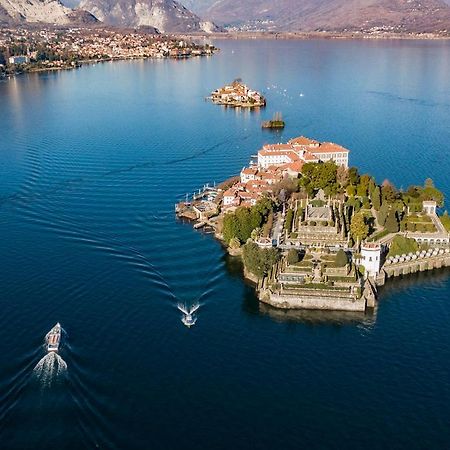 Breathtaking Lake View In The Heart Of Stresa Extérieur photo