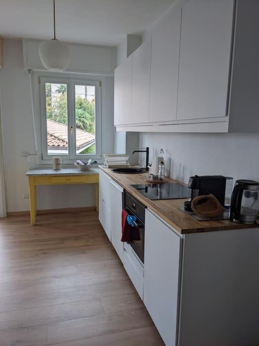 Breathtaking Lake View In The Heart Of Stresa Extérieur photo