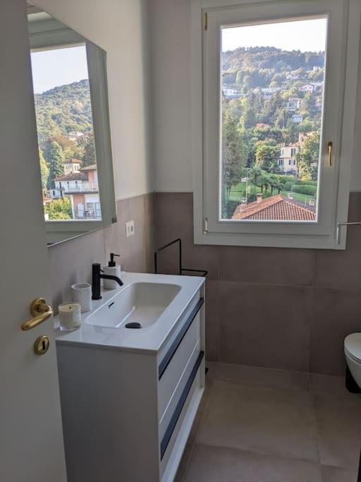 Breathtaking Lake View In The Heart Of Stresa Extérieur photo