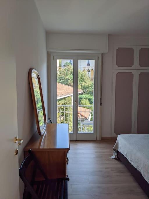 Breathtaking Lake View In The Heart Of Stresa Extérieur photo
